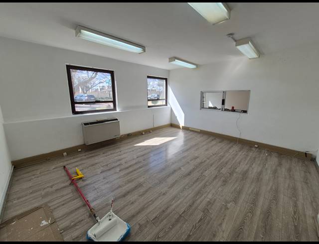 231M² OFFICE TO LET IN WOODMEAD